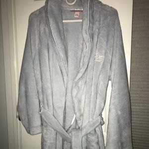 Grey VS long plush robe size M/L